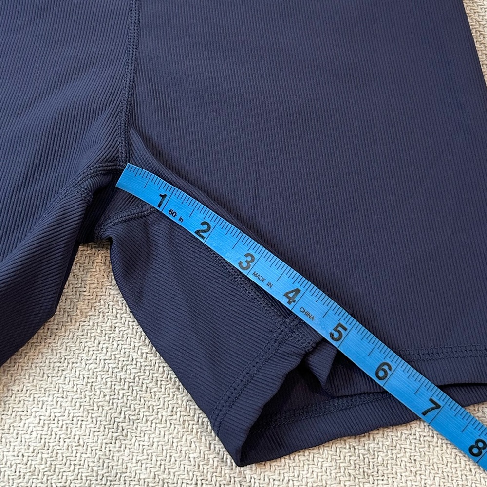 Wilo the Label Shorts Size Small NWT Blue Ribbed Active - Picture 3 of 6